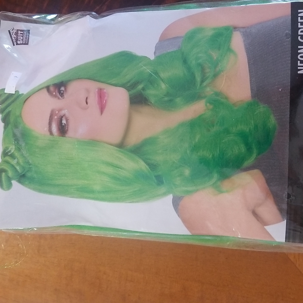 Long Green Wig
